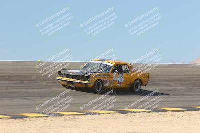 media/Oct-15-2023-Lucky Dog Racing Chuckwalla (Sun) [[f659570f60]]/2nd Stint Bowl/